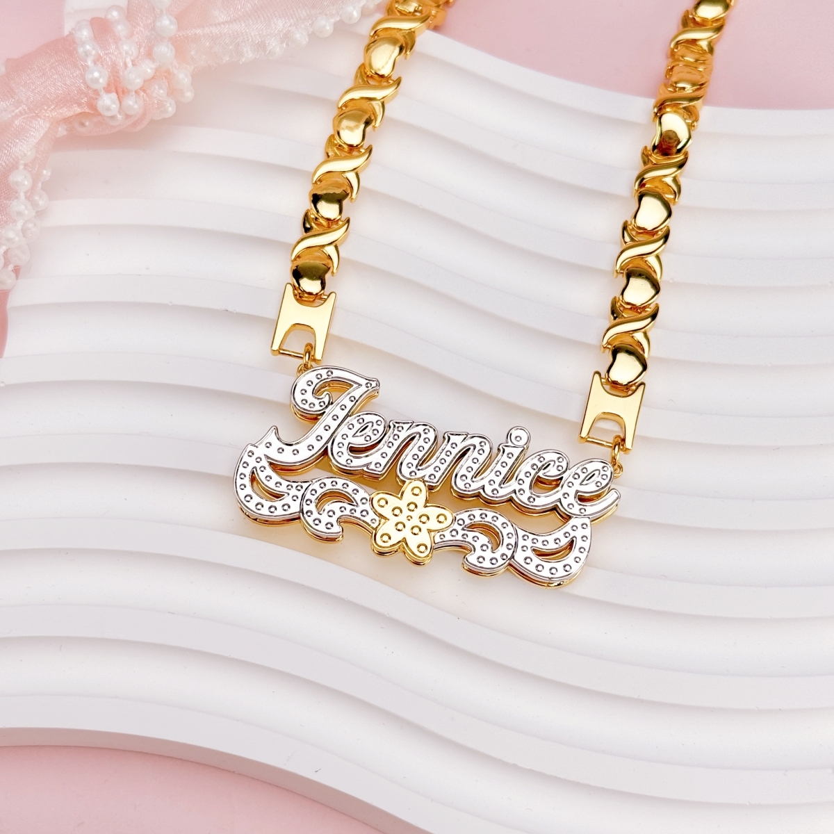 XOXO Chain Custom Two Tone Flower Nameplate Necklace