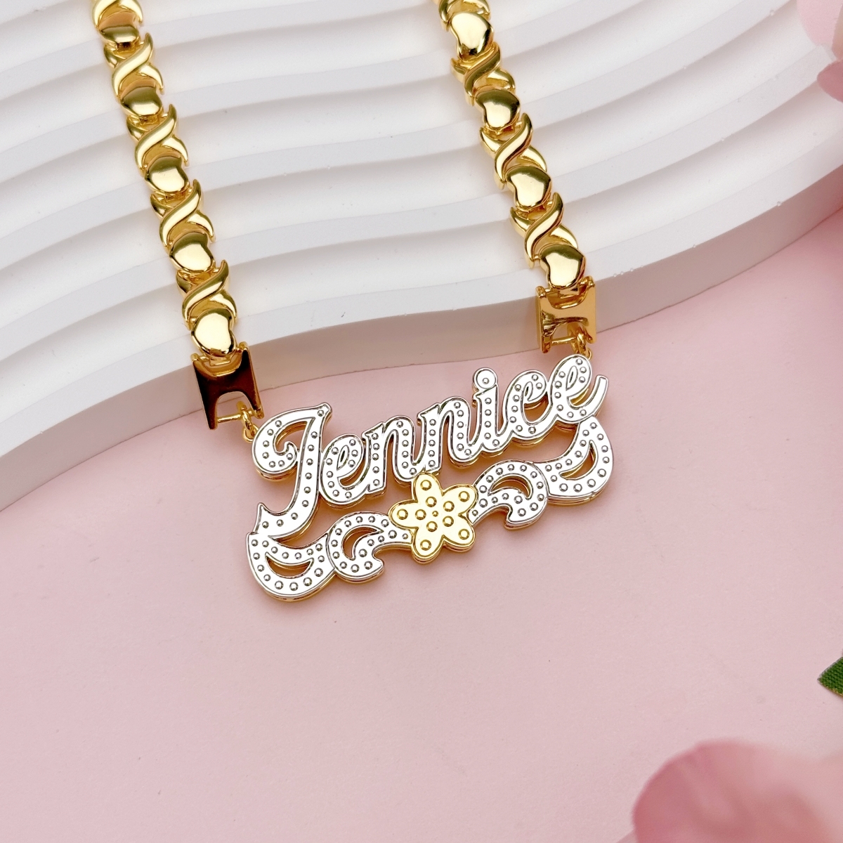 XOXO Chain Custom Two Tone Flower Nameplate Necklace