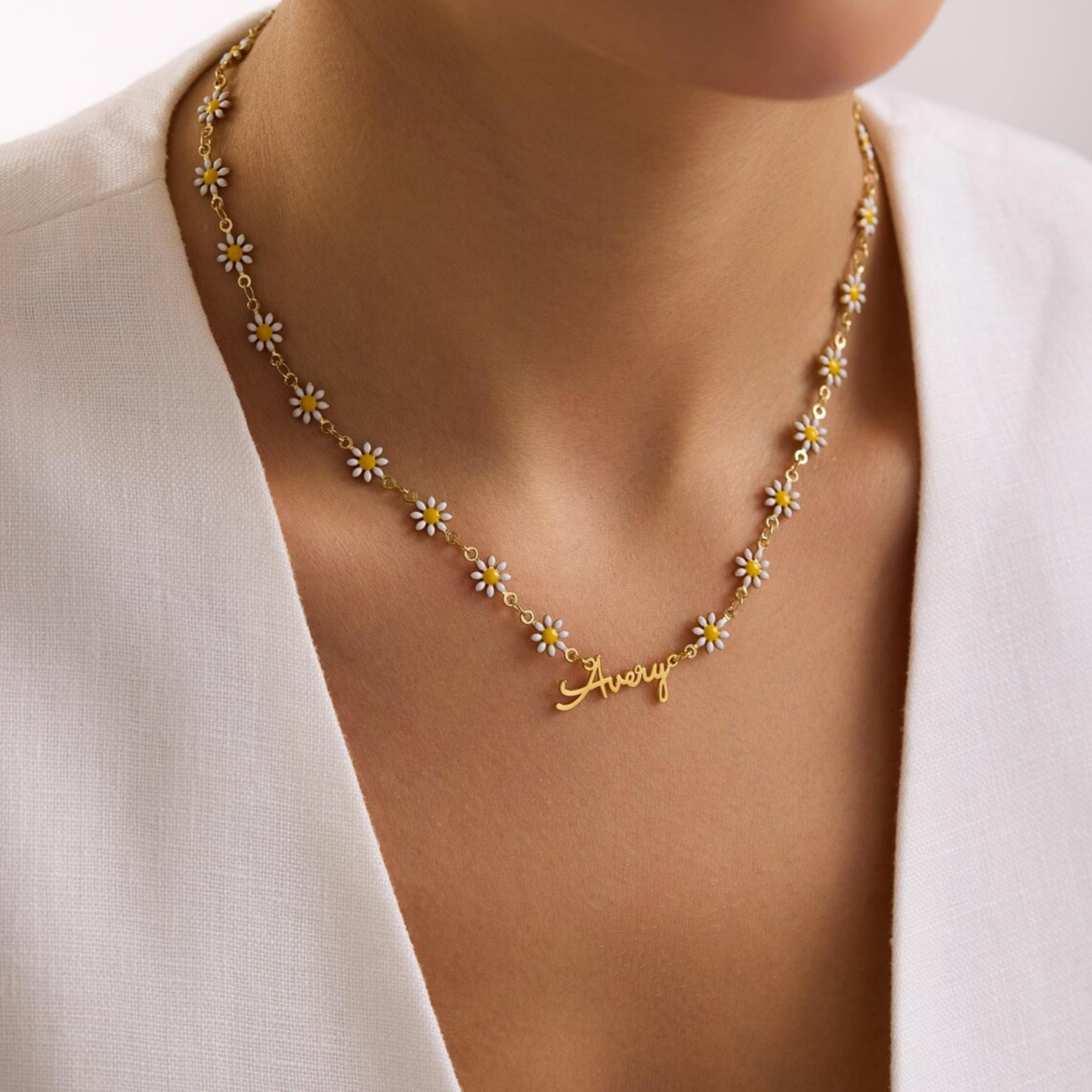 Daisy Name Necklace