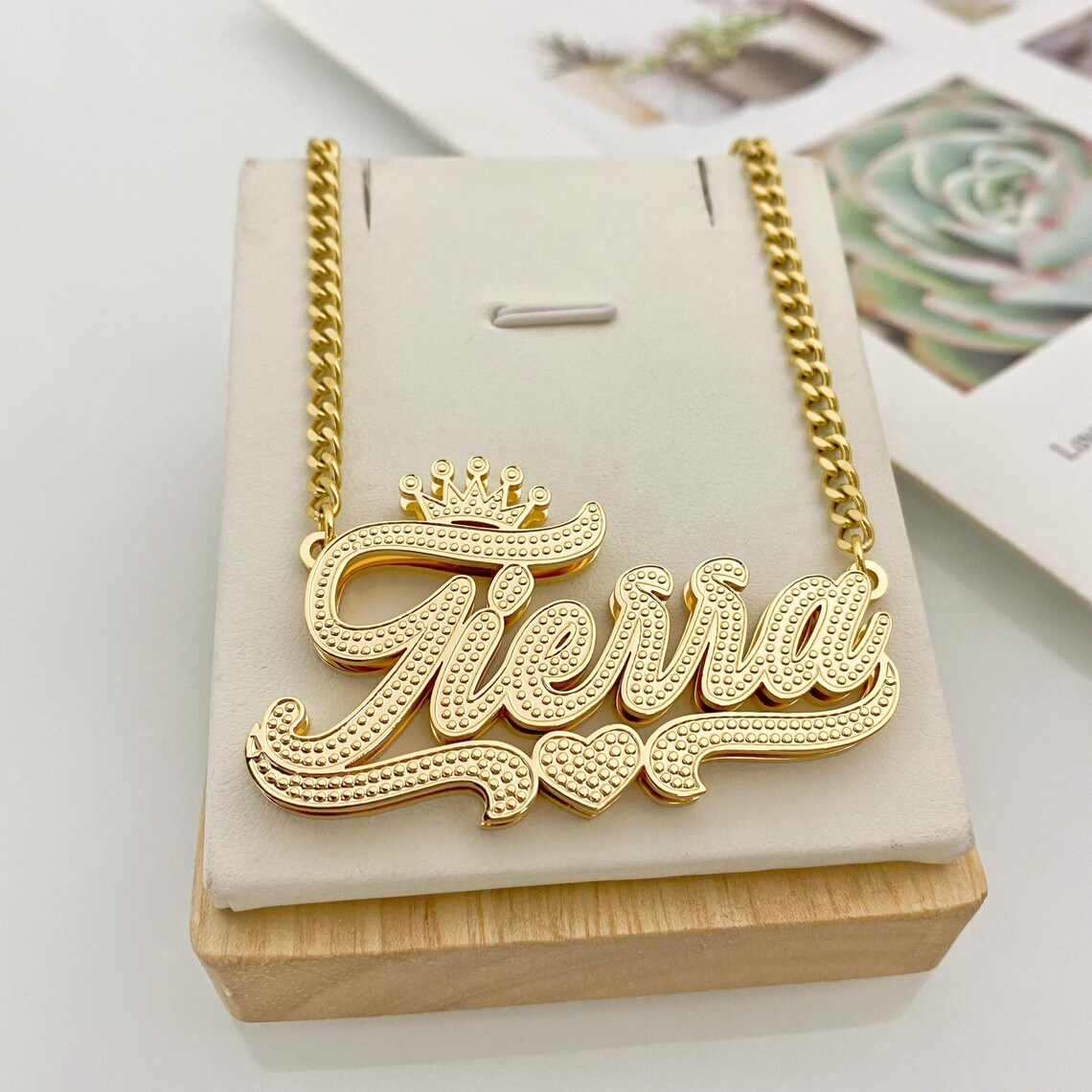 Customized Diamond Cut 3D Name Necklace with Crown and Heart