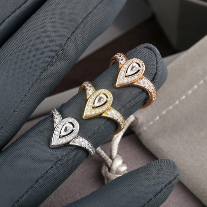 Shiny Pear Cut Zirconia Ring Gold Plated