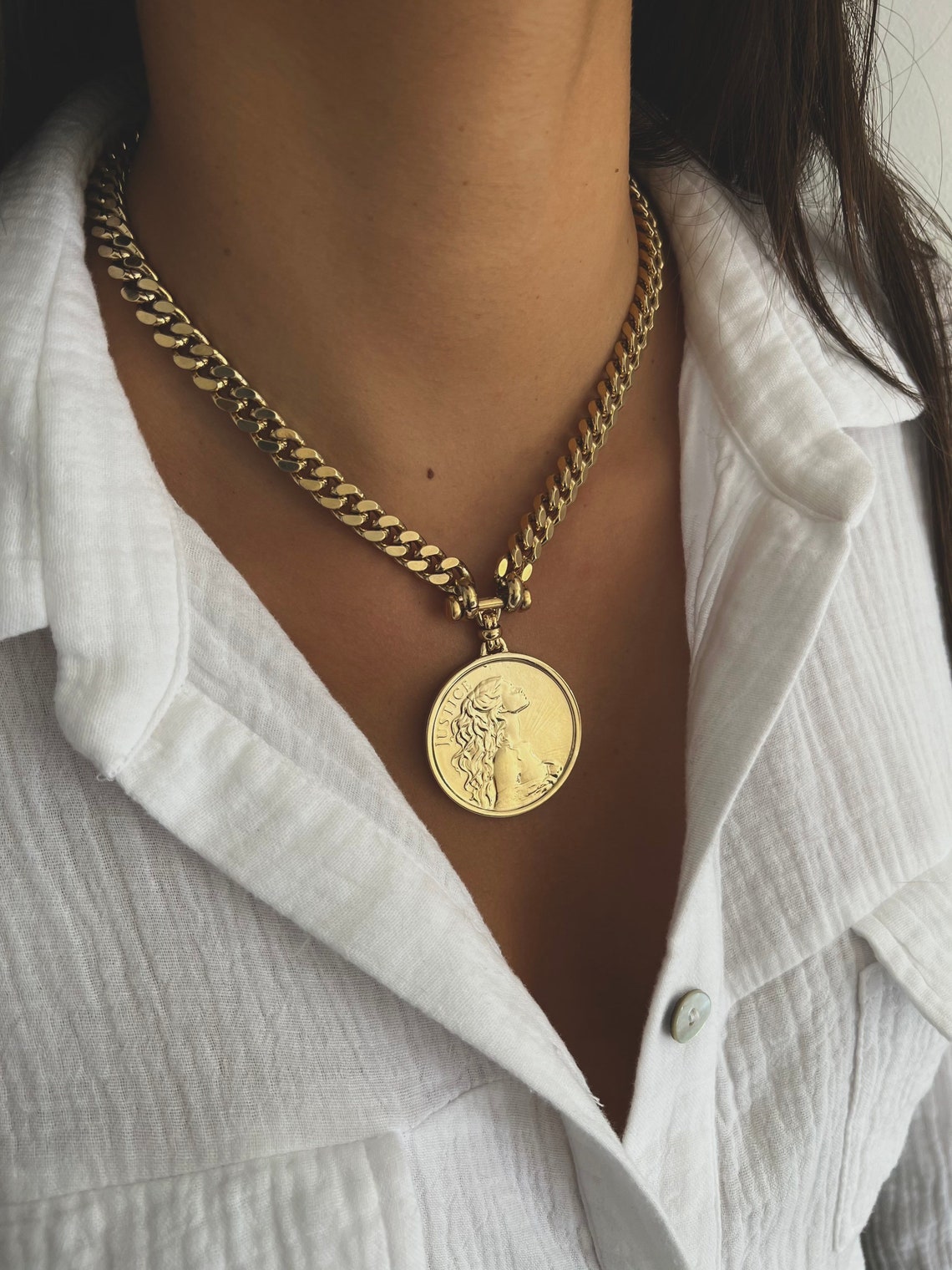 Medallion Necklace Gold Plated Vintage Necklace