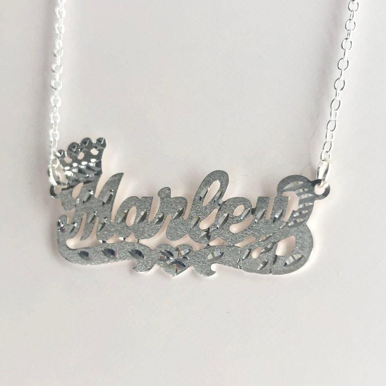 Crown Design Nameplated Pendant Peronalized Name Necklace