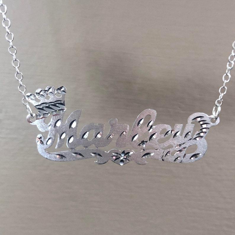 Crown Design Nameplated Pendant Peronalized Name Necklace