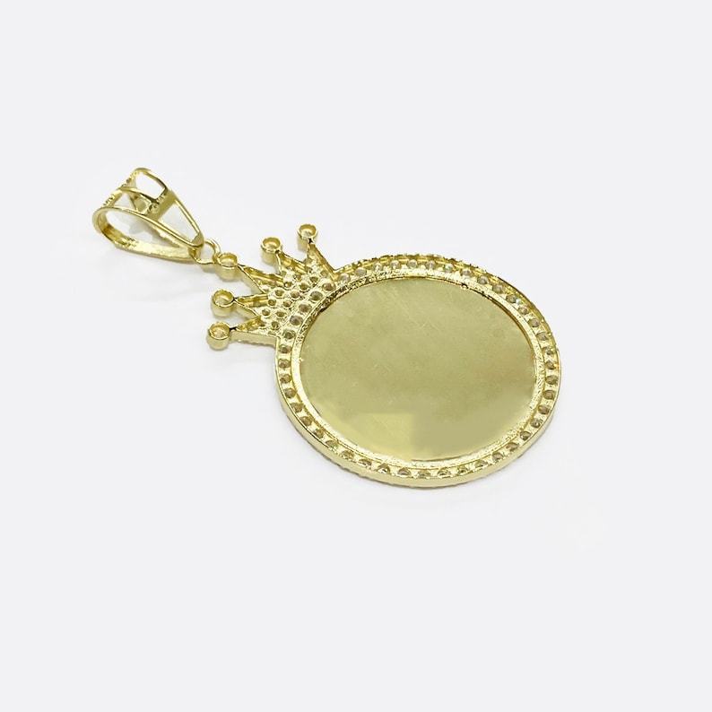 Memory Crown Round Circle Charm Pendant Personalized Photo Necklace