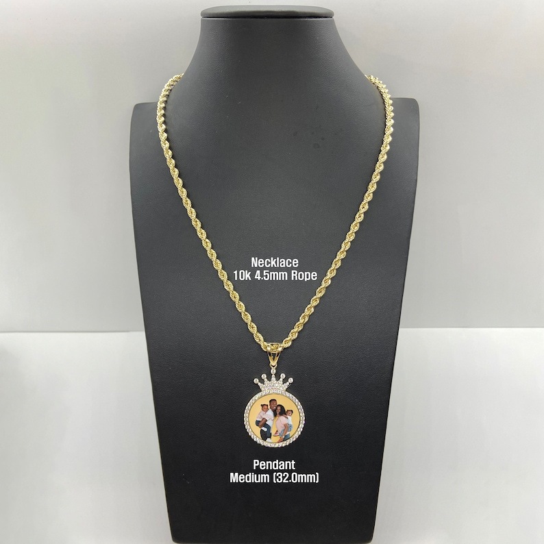Memory Crown Round Circle Charm Pendant Personalized Photo Necklace