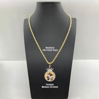 Memory Crown Round Circle Charm Pendant Personalized Photo Necklace