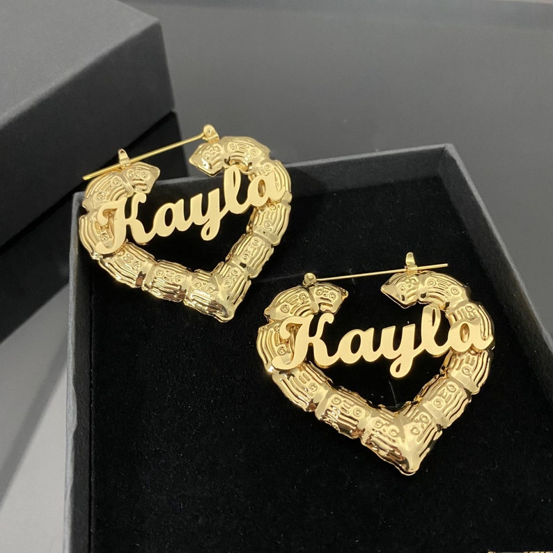 Butterfly and Crown Nameplated Necklace Personalized Name Necklace And Bamboo Earrings 2pcs Set