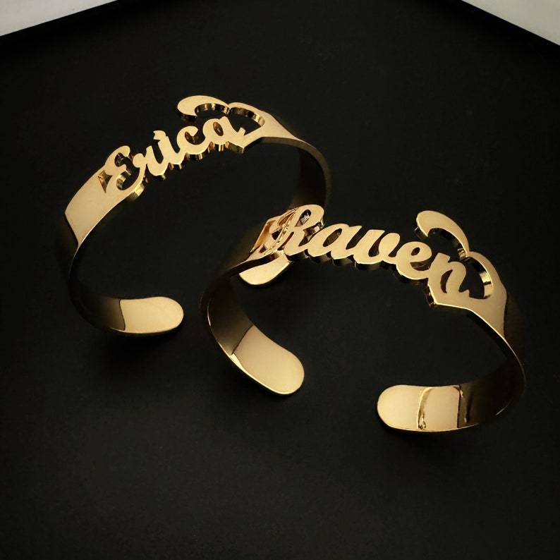 Personalized Name Bracelet With Heart Gold Plated