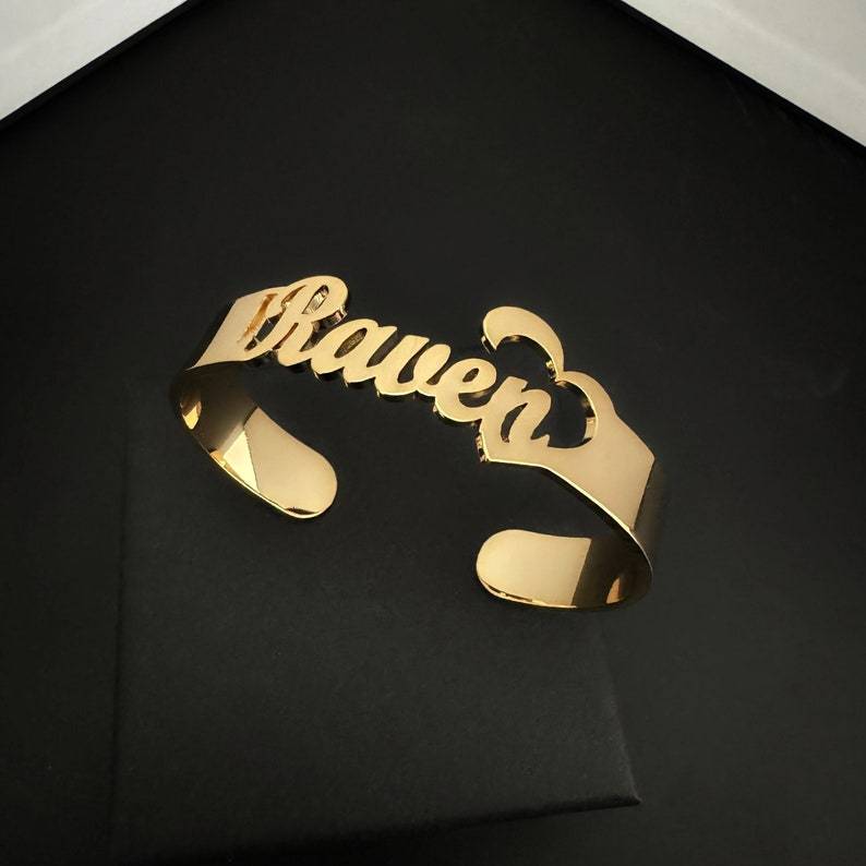 Personalized Name Bracelet With Heart Gold Plated