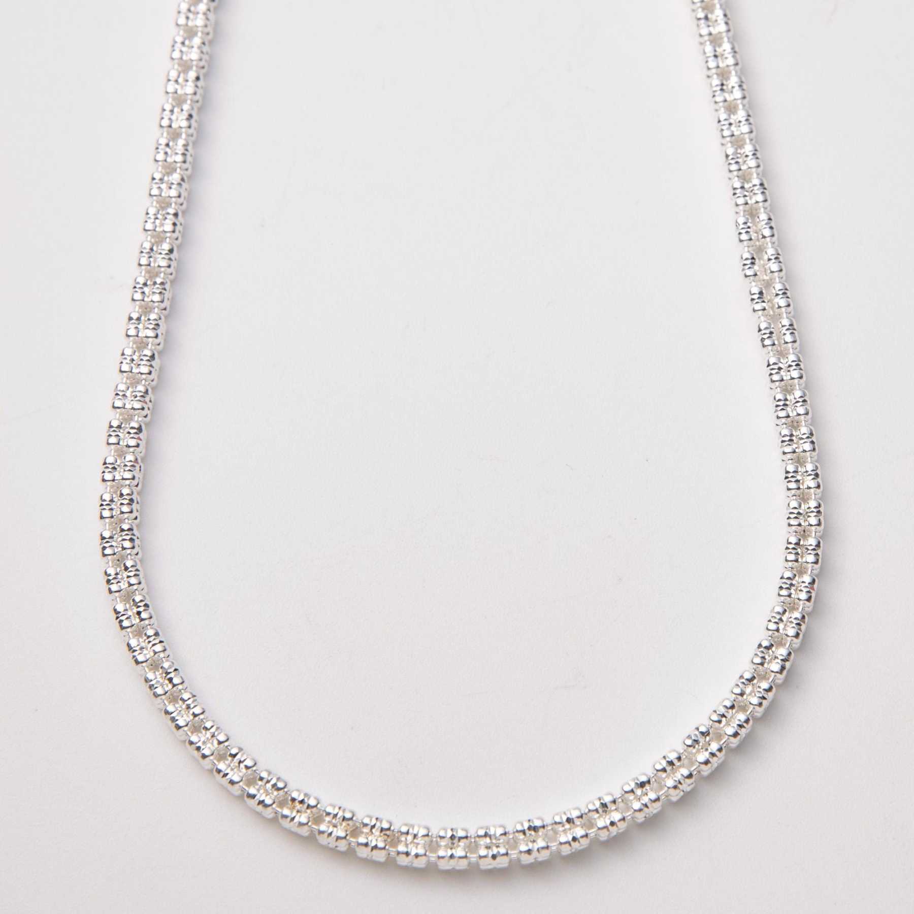 2.4mm Diamond-Cut Ice Link Chain Necklace