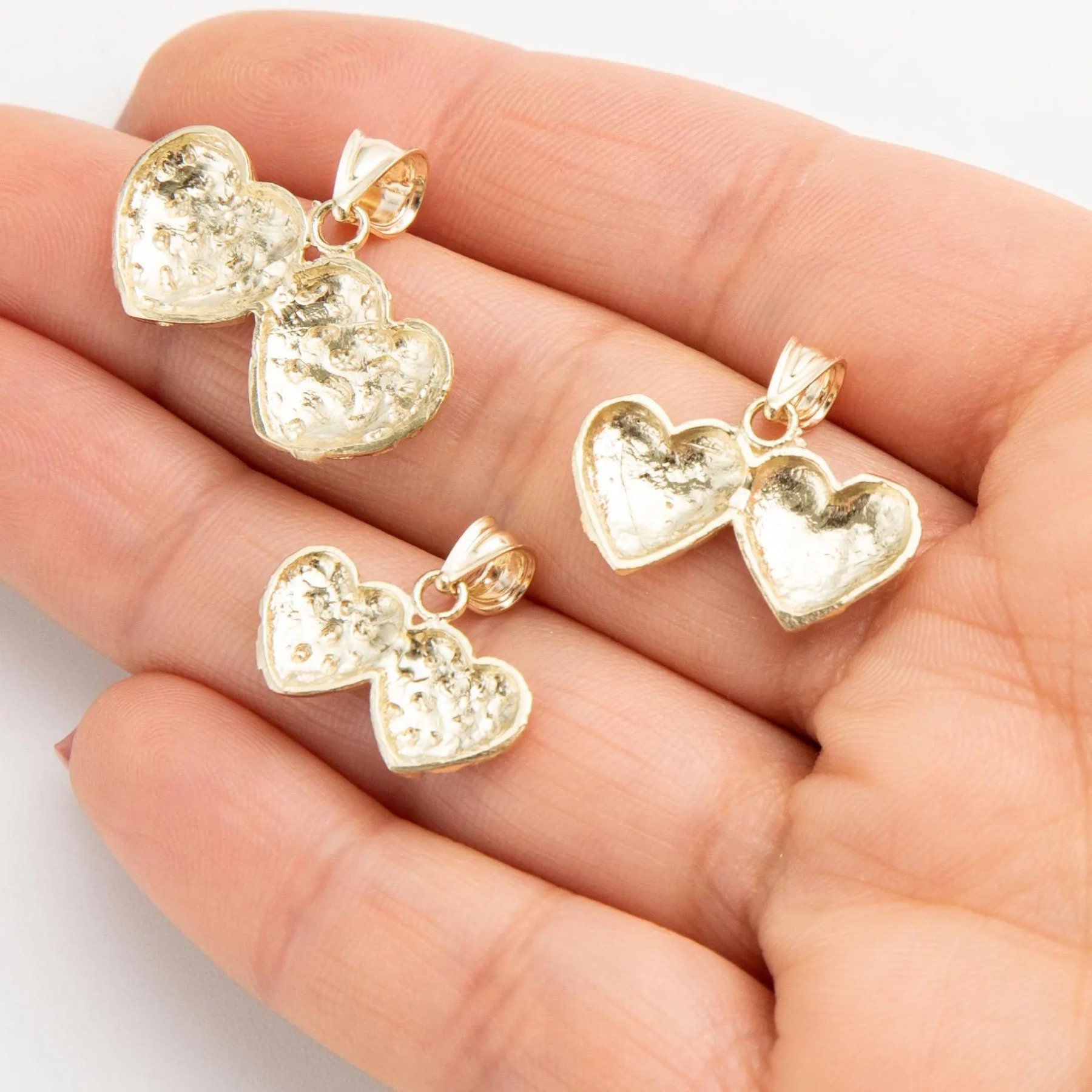 Gold Diamond Cut Hearts Nugget Pendant Necklace