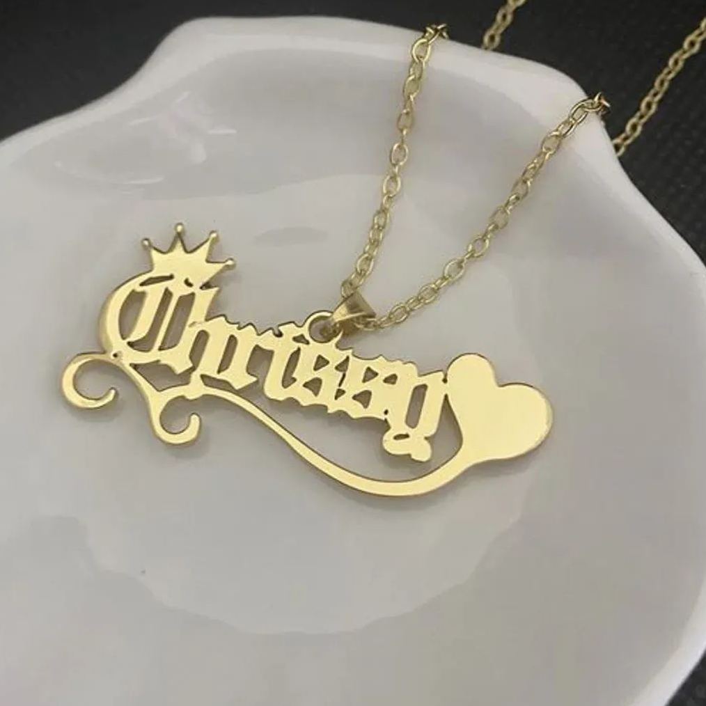 [Copy]Old English Crown Nameplate Pendant Personalized Name Necklace