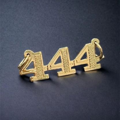 [Copy]Bold Letters Hustle Style Cut Gold Plated Rope Chain Custom Name Necklace