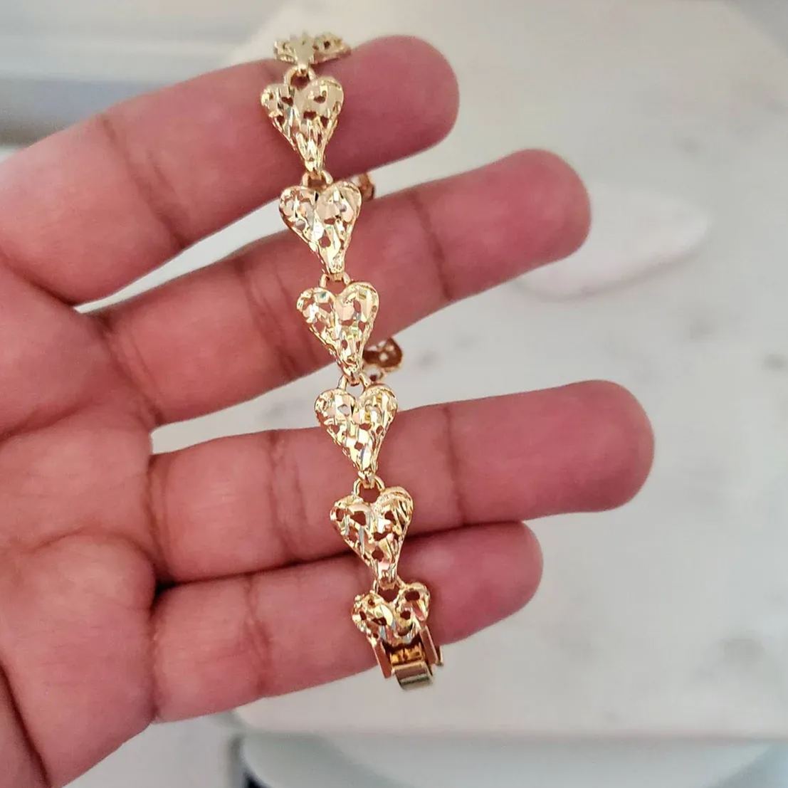 [Copy]Gold Plated Nugget Flower Shaped Pendant Bracelet