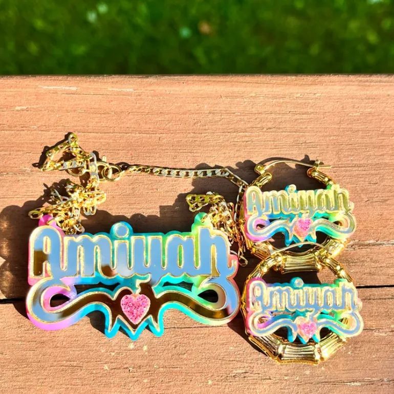 Acrylic Colorful Heart Pendant Jewelry Set Personalized Name Necklace And Bamboo Name Earrings