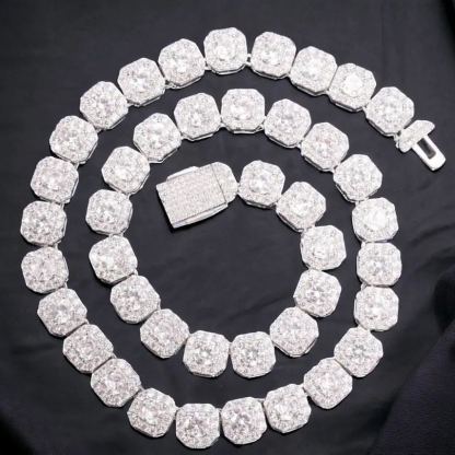 [Copy]Diamond Iced Cross Charm Cuban Link Chain Necklace Luxury Necklace 