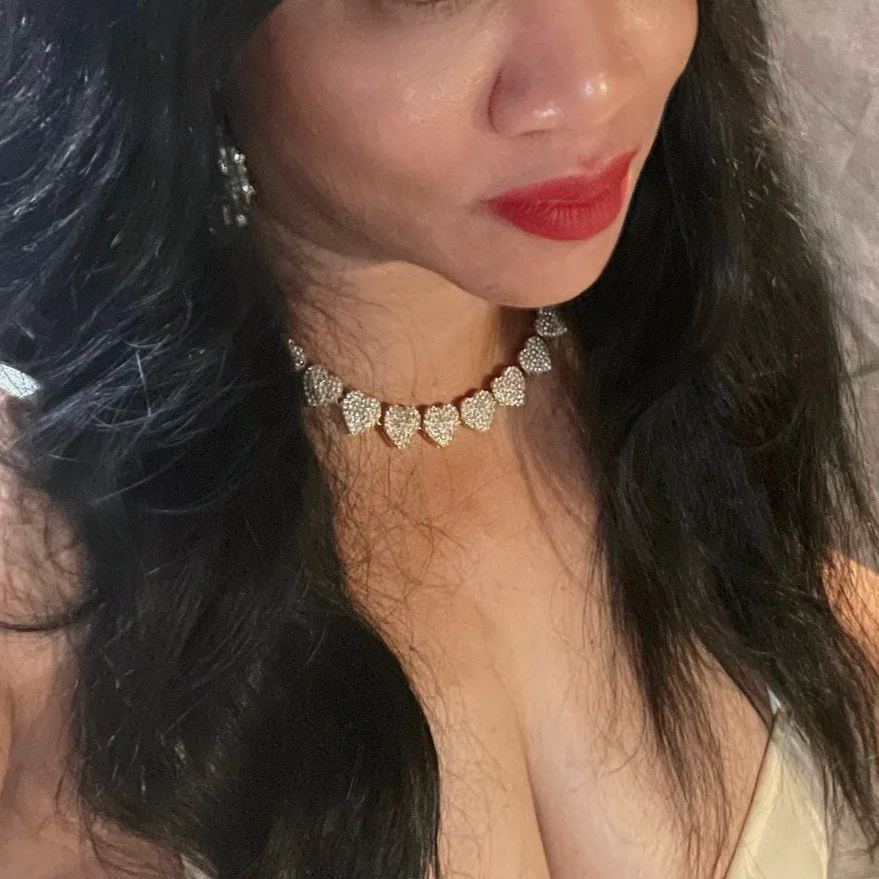 [Copy]Glamorous Black Heart Necklace Twist Chain Gold Plated Necklace 