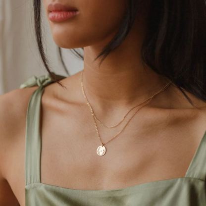 Floral Frame Necklace