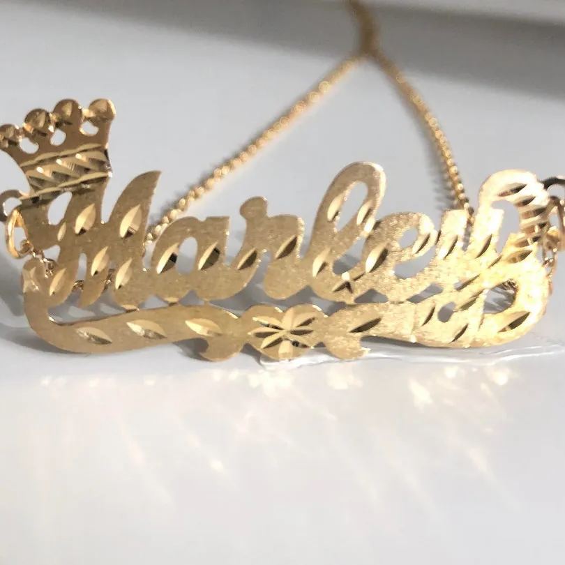 [Copy]Frosted Butterfly Bling Nameplated Peronalized Name Necklace