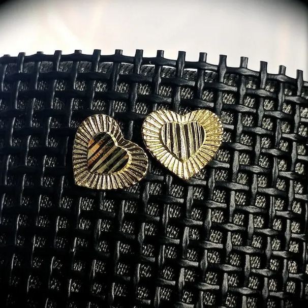 [Copy]Puff Heart Earring Gold Plated Stud Earrings