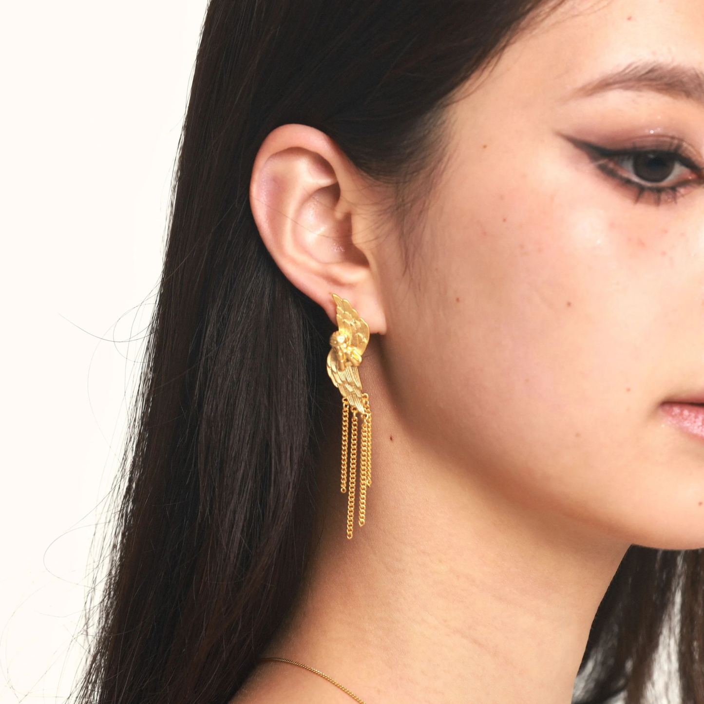 [Copy]Pearl Ribbon Stud Earrings Bow Earrings