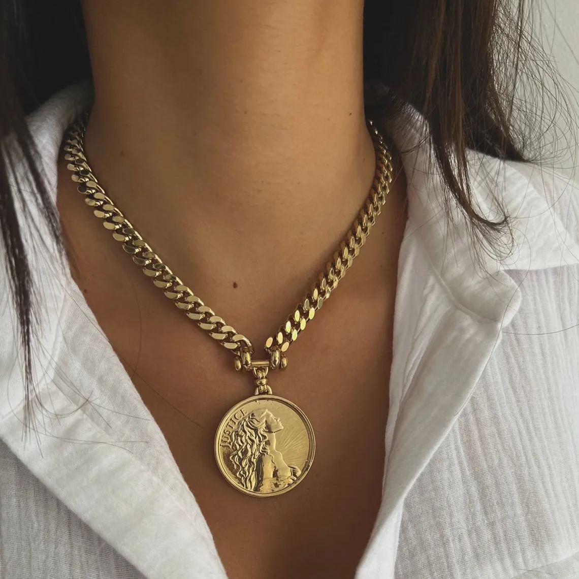 [Copy]Chunky Heart Pendant Necklace Bead Chain Gold Plated Necklace