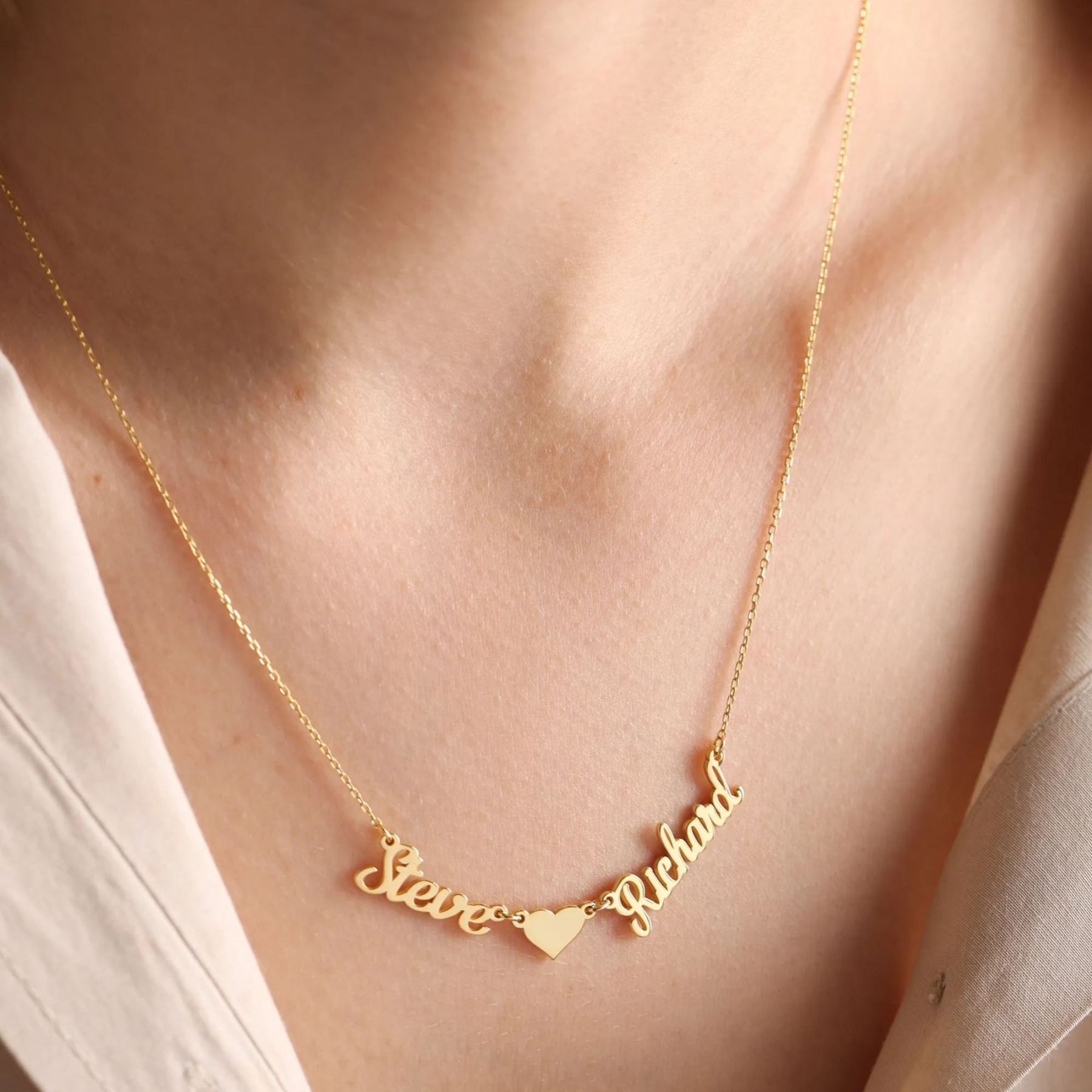 [Copy]Lucky Petal Pendant Letter Necklace