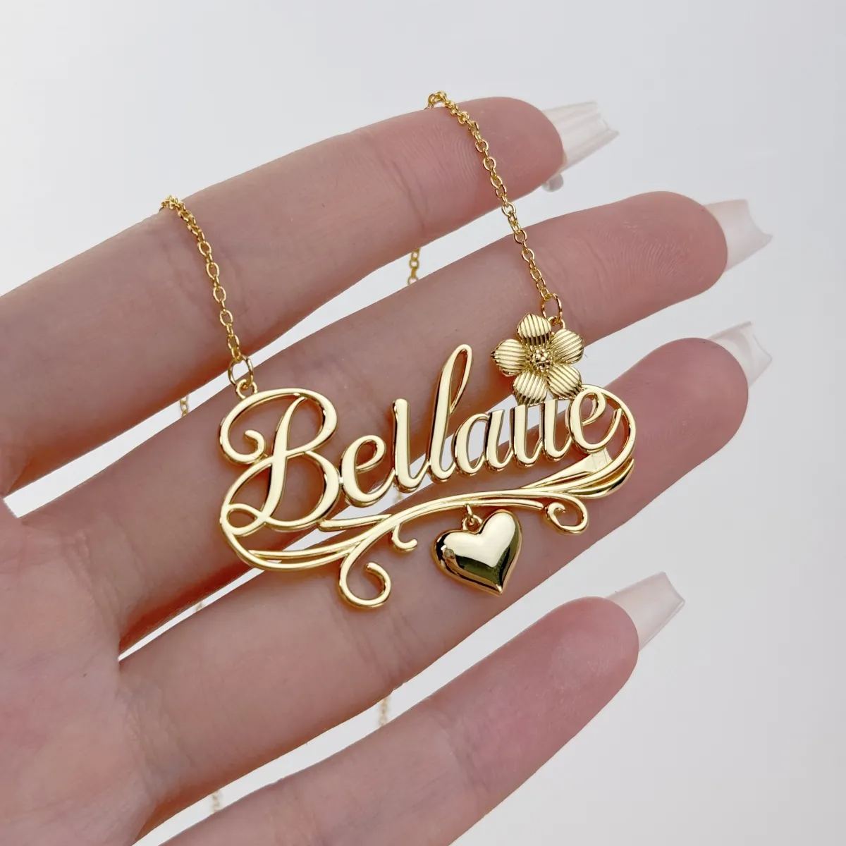 Flower Heart Nameplate Custom Name Necklace