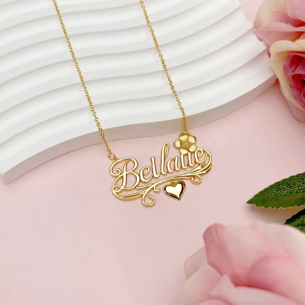 Flower Heart Nameplate Custom Name Necklace