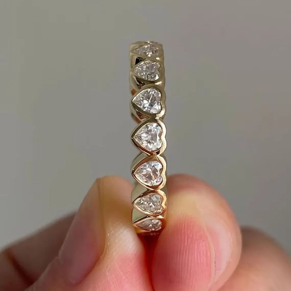Love Heart Cut Zirconia Ring Wedding Band