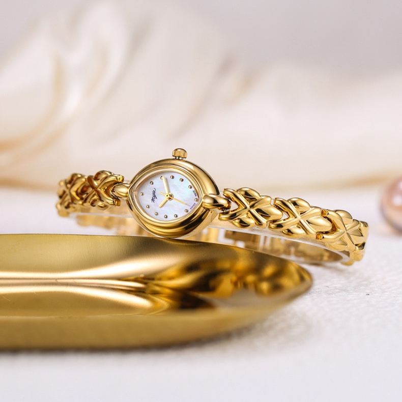 Vintage Style Gold Plated Luxury Ladies Quartz Watch Bracelet Watch