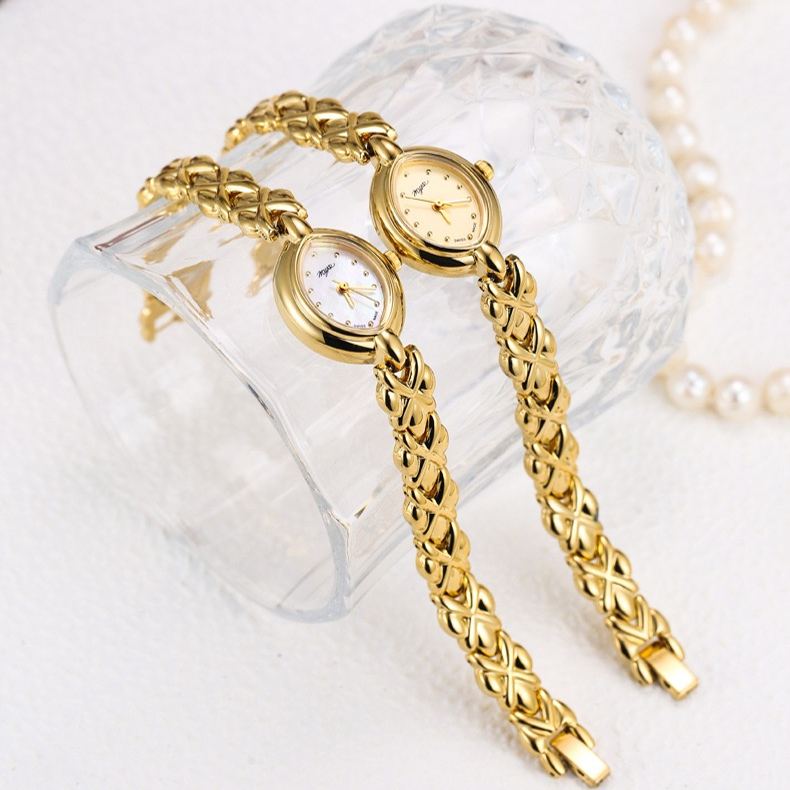 Vintage Style Gold Plated Luxury Ladies Quartz Watch Bracelet Watch