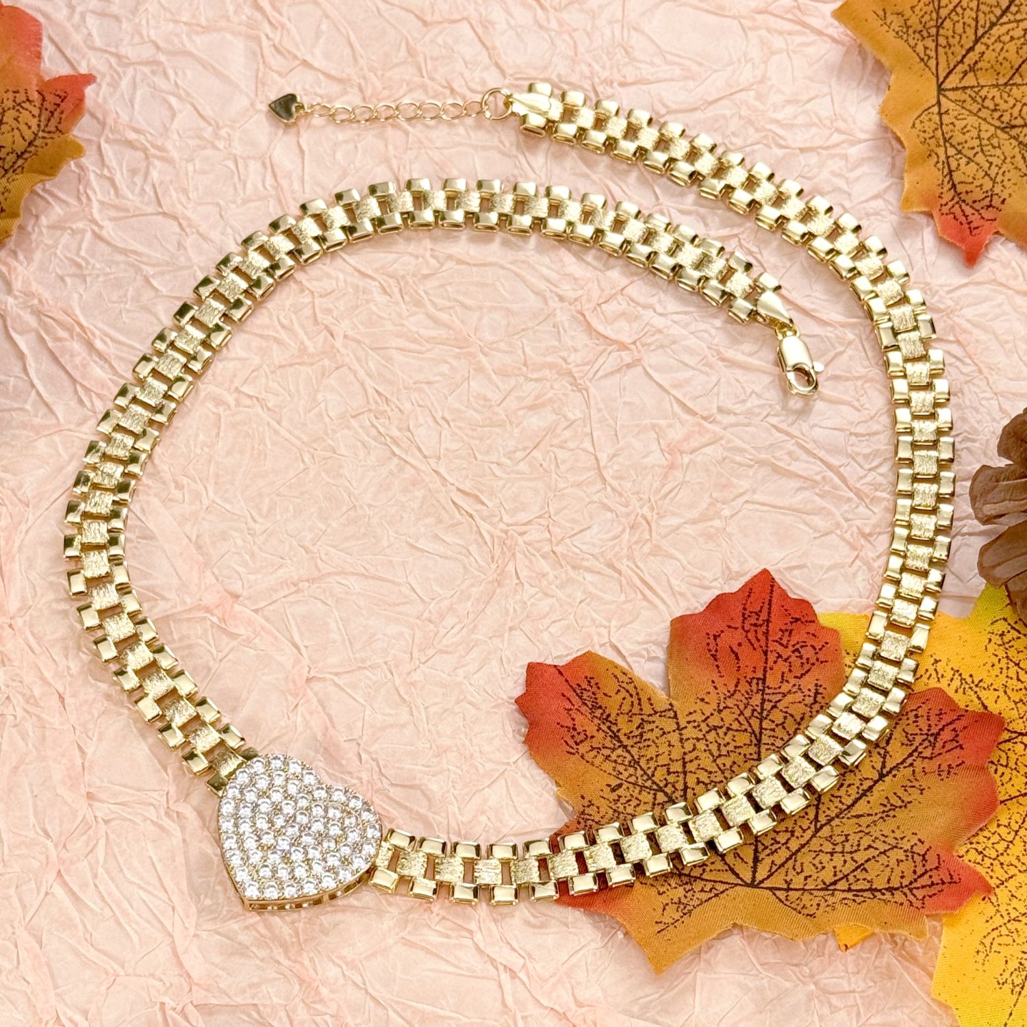 Zirconia White Heart Charm Choker Necklace with Rx Chain