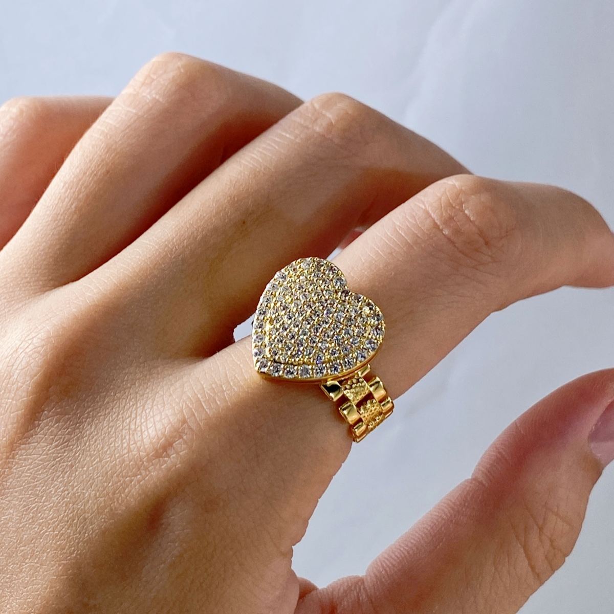 Sparkling Zirconia Heart Rx Chain Style Engraved Custom Name Ring