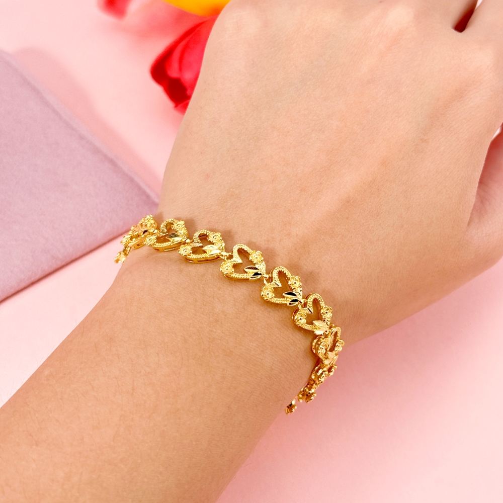 Vintage Style Hollow Hearts & Roses Bracelet Gold Plated Bracelet