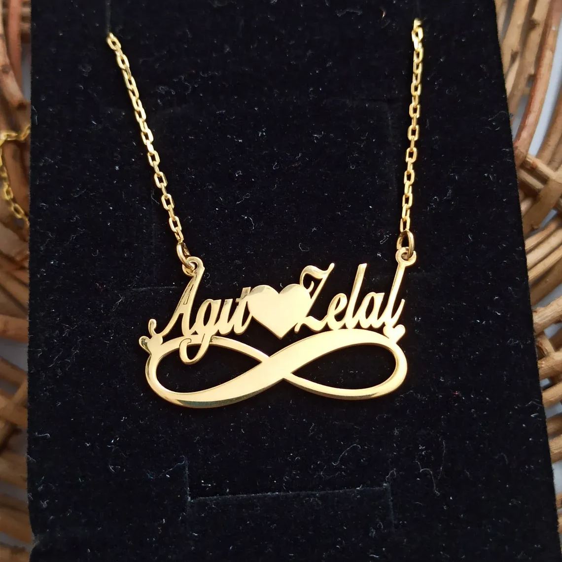 [Copy]Couple Gift Personalized Heart Two Names Necklace Gold Plated