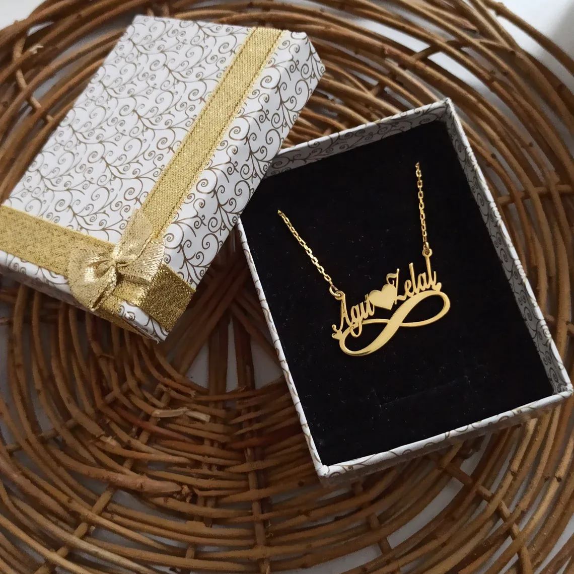 [Copy]Couple Gift Personalized Heart Two Names Necklace Gold Plated