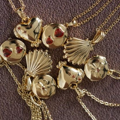 Ariel Shell Engravable Locket Necklace