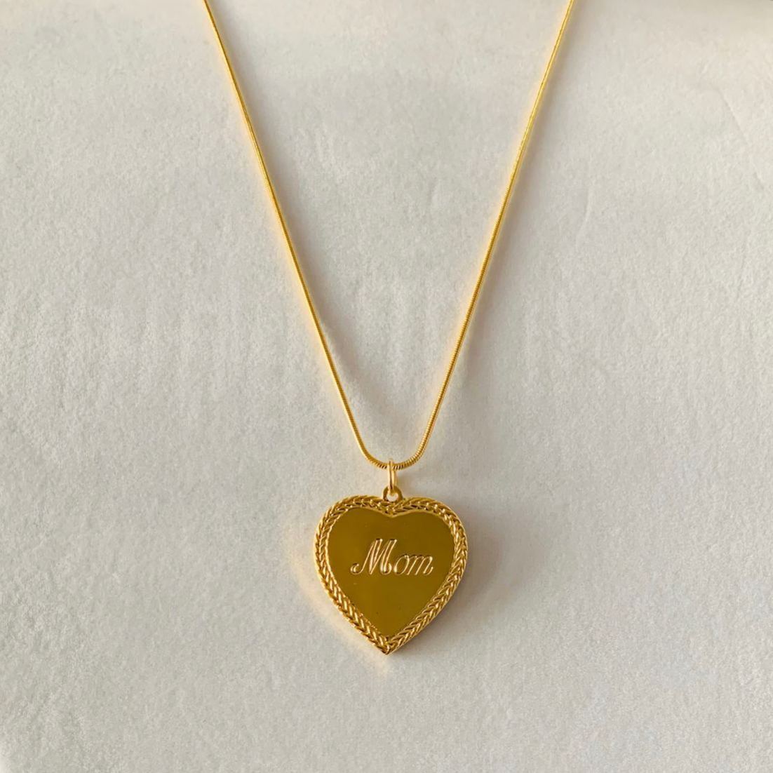 [Copy]Custom Diamond Cut Flower Nameplate Necklace
