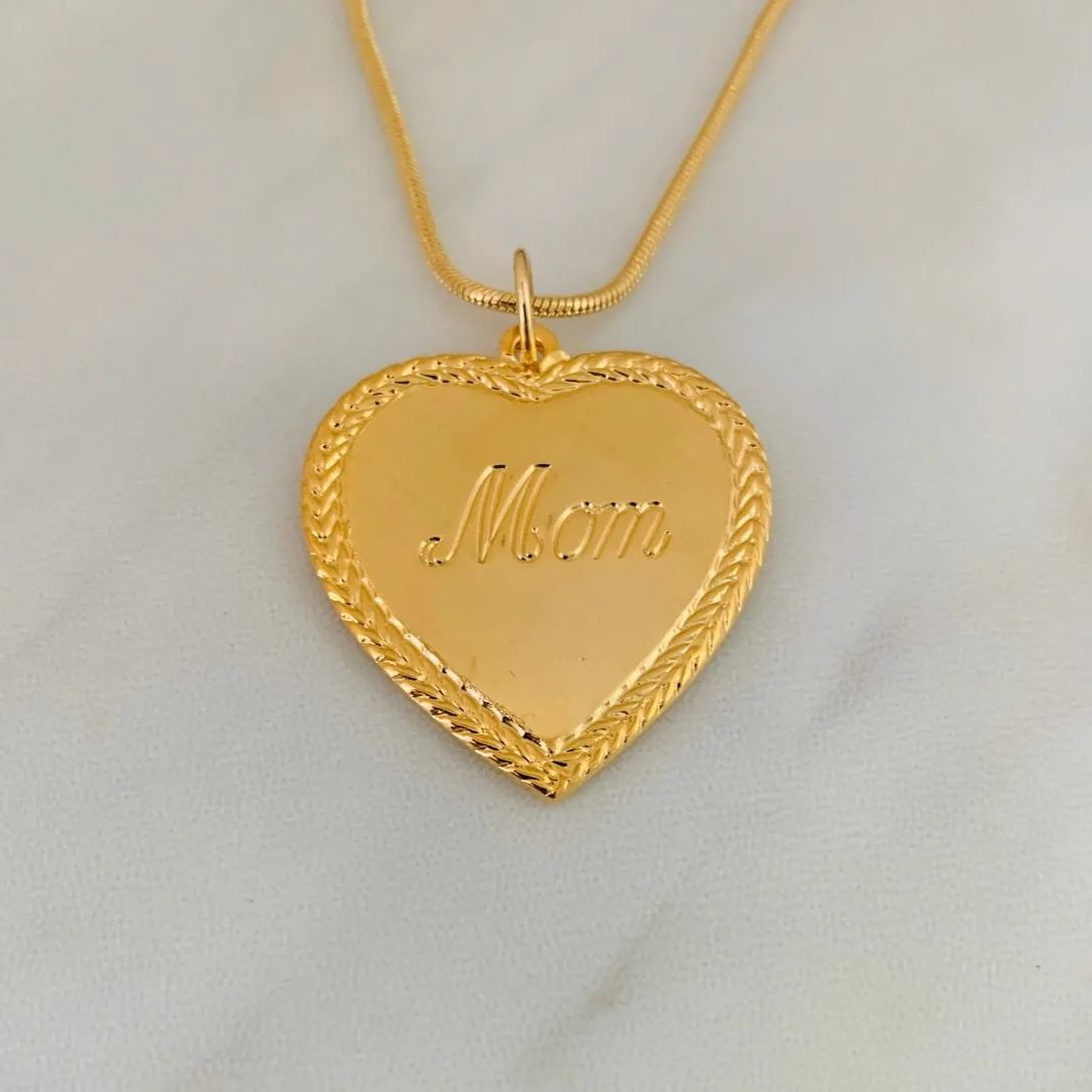 [Copy]Custom Diamond Cut Flower Nameplate Necklace