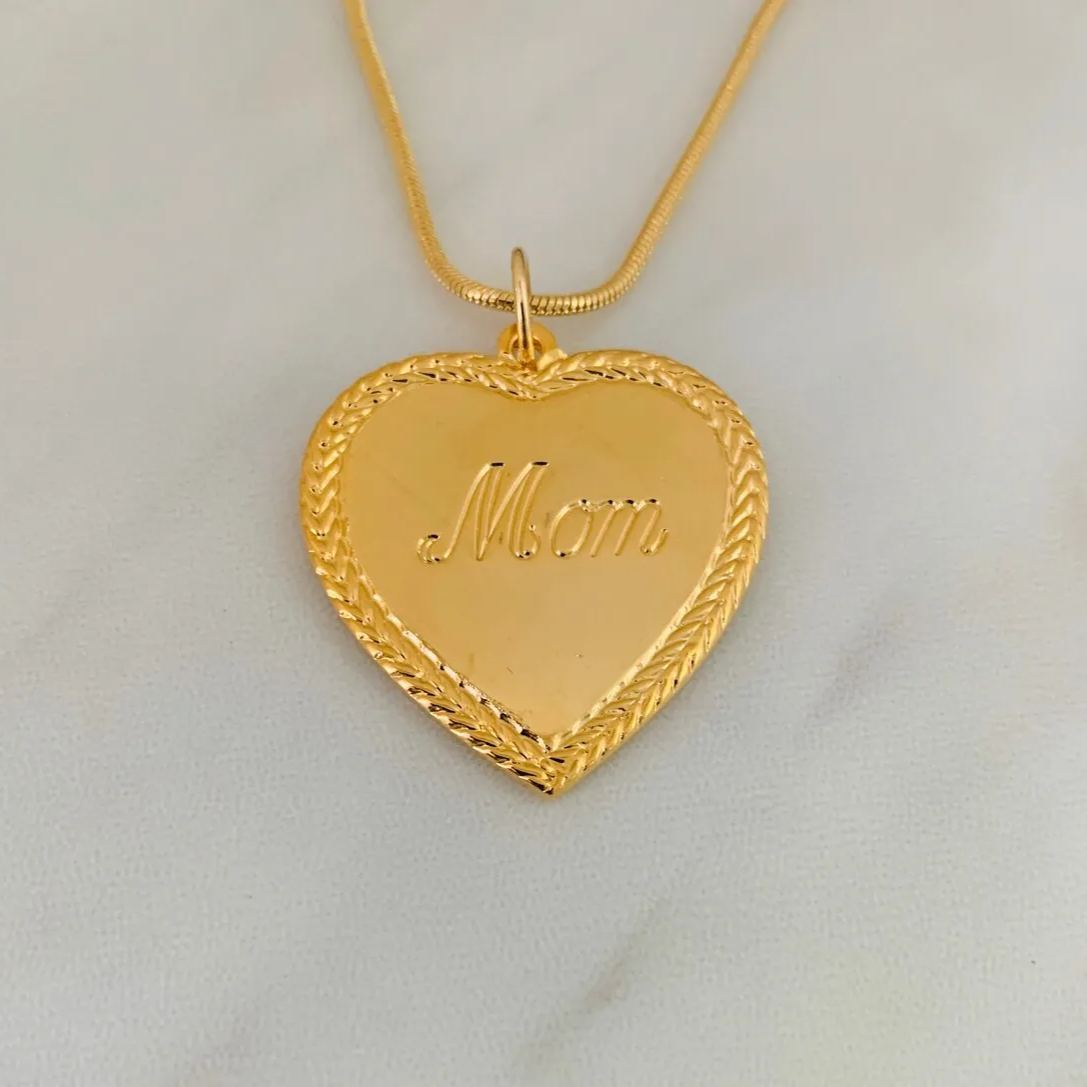 [Copy]Custom Diamond Cut Flower Nameplate Necklace