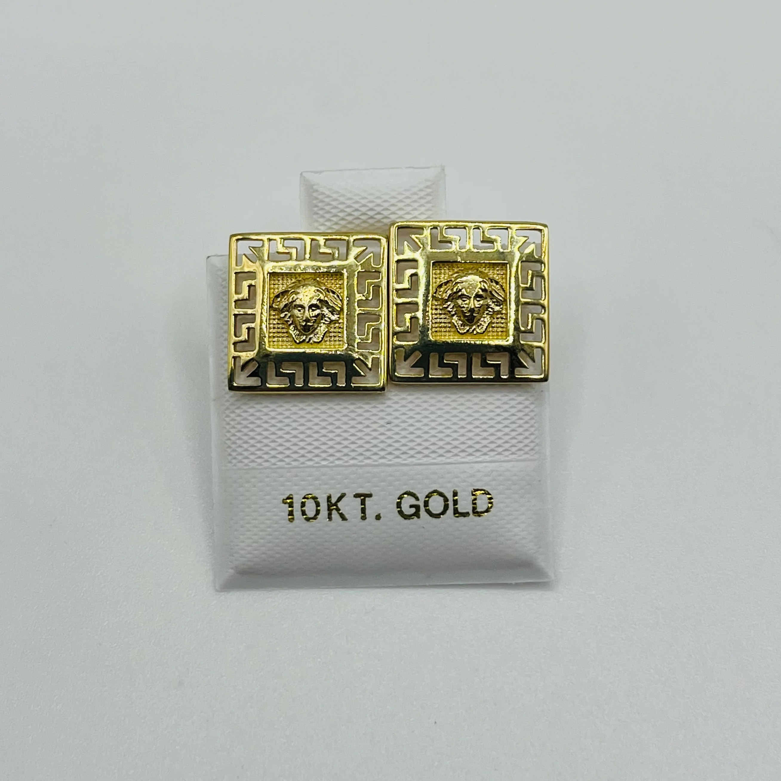 Gold Plated Square Pattern Medusa