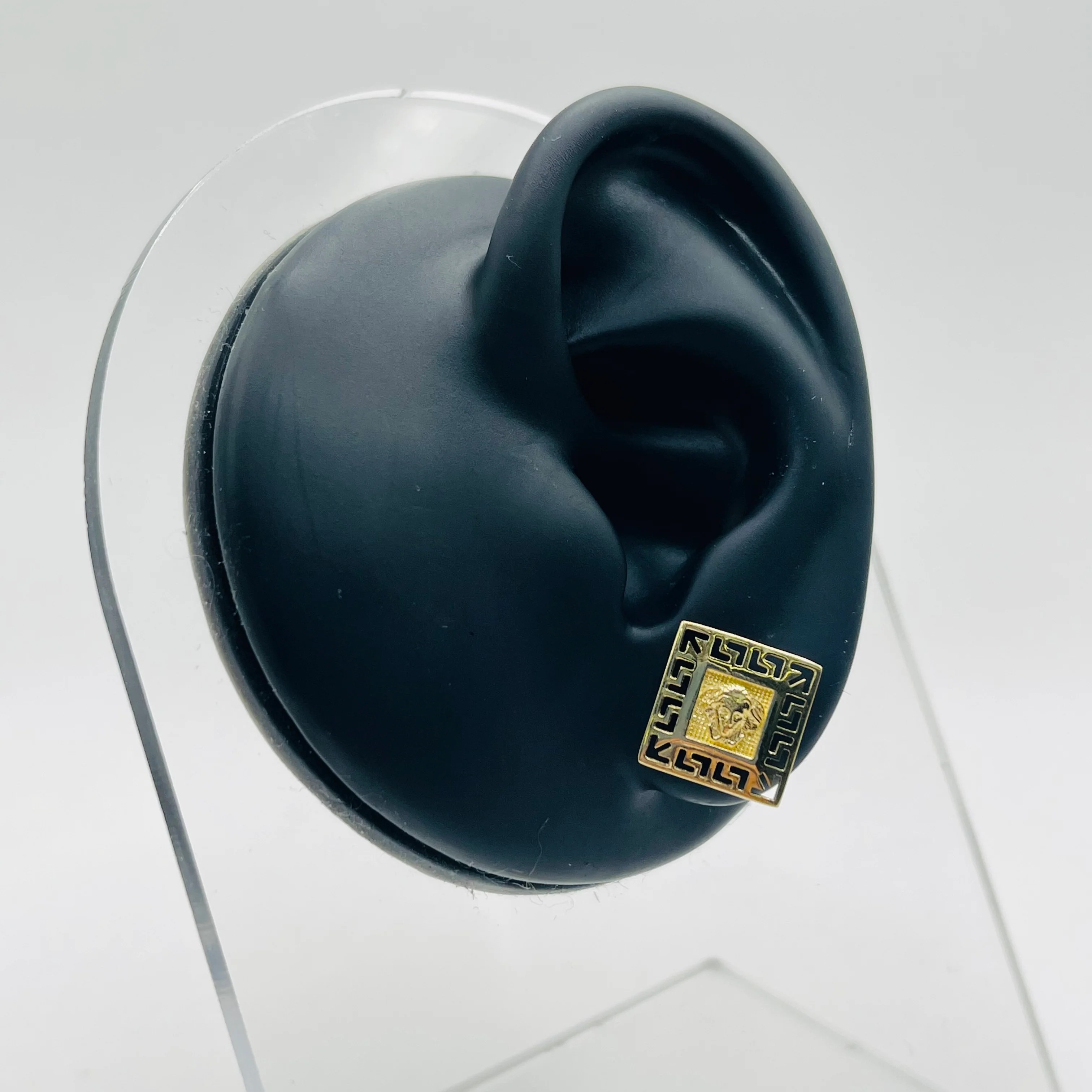 Gold Plated Square Pattern Medusa