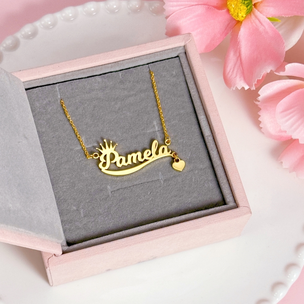 Custom Personalized Crown Nameplate Necklace with Underline Heart Pendant