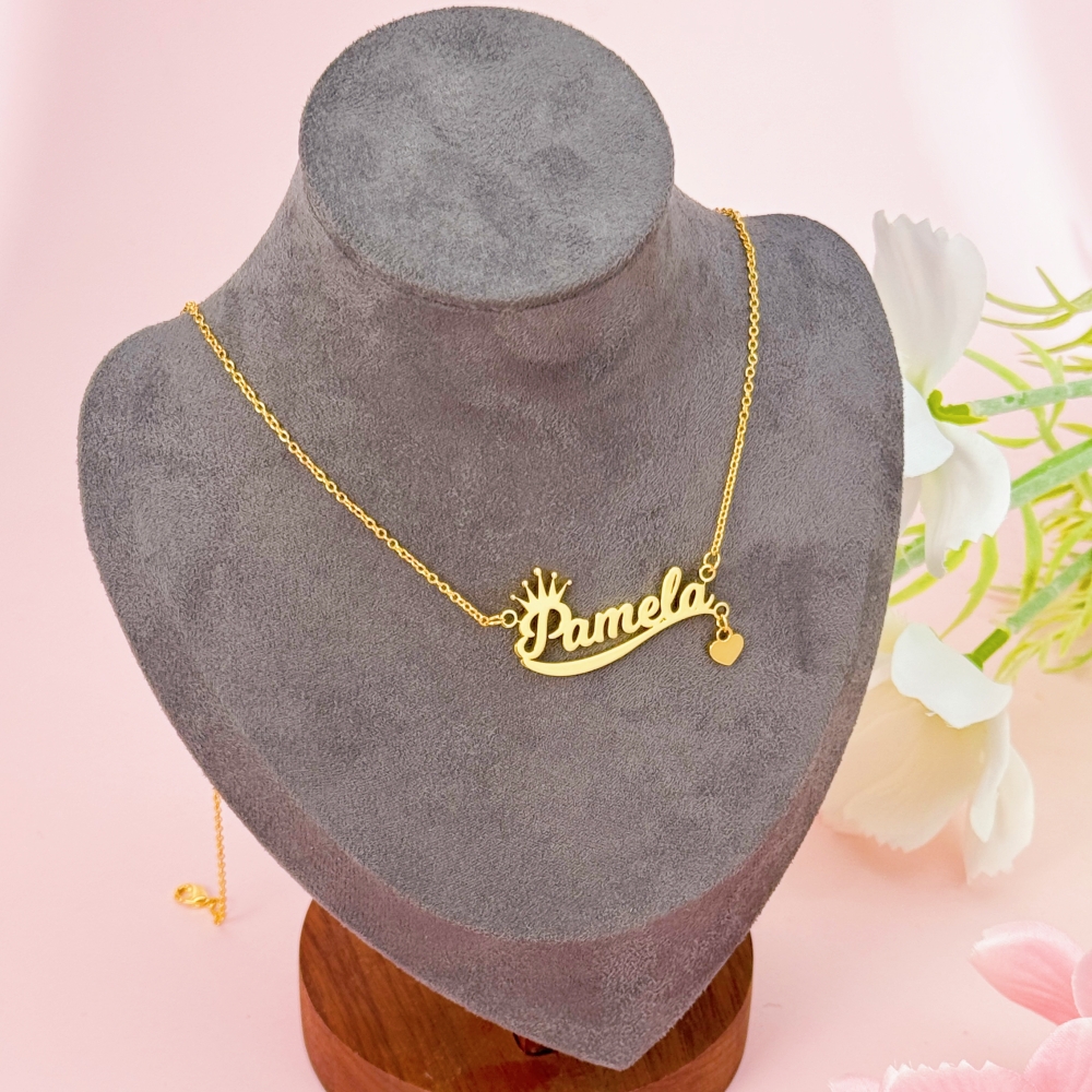 Custom Personalized Crown Nameplate Necklace with Underline Heart Pendant