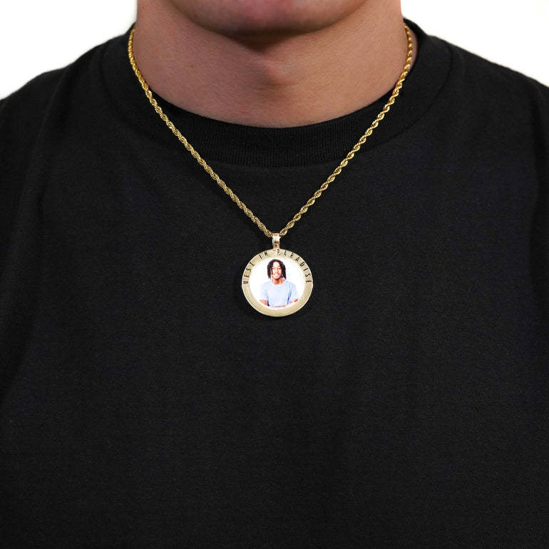 Round Picture Pendant Engraving Personalized Photo Necklace