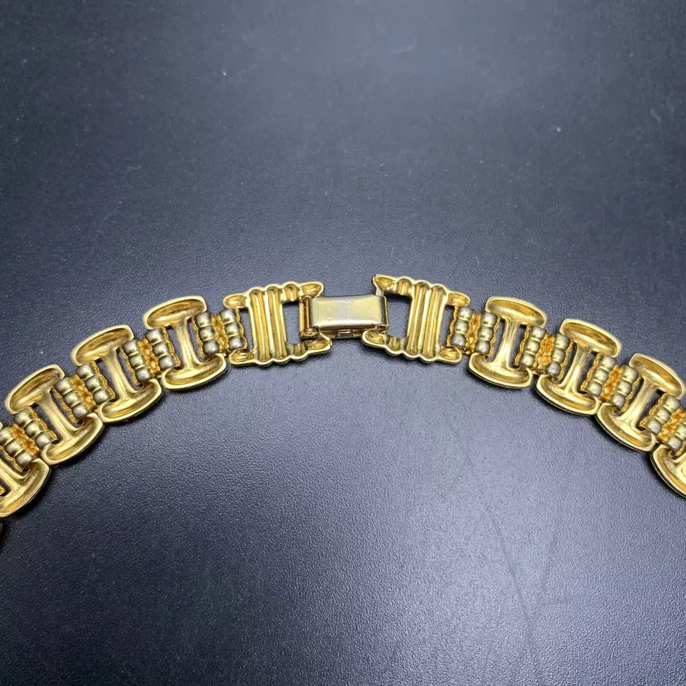 Fancy Link Collar Necklace Gold Plated 80s 90s Classic Vintage Necklace