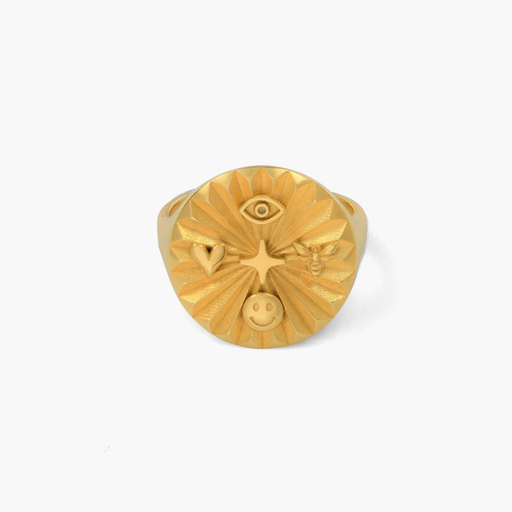 TYRA INITIAL MEDALLION RING
