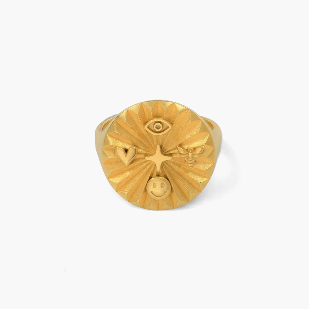TYRA INITIAL MEDALLION RING